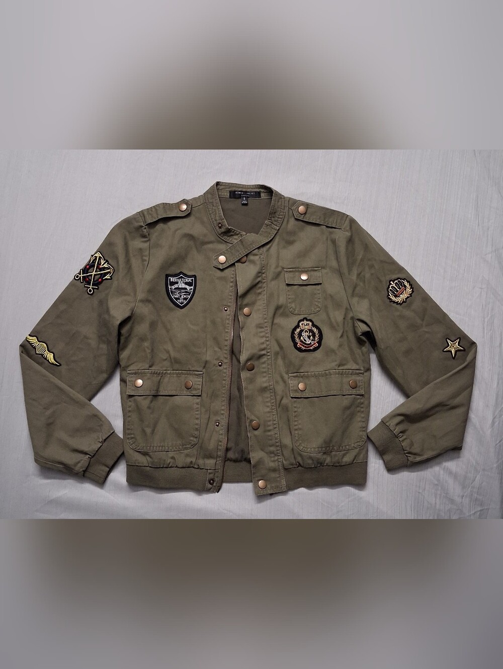 Romeo & Juliet Couture Womens Olive Green Military Patch Utility Jacket